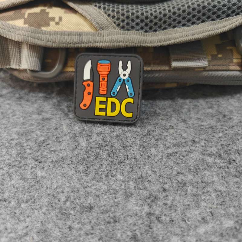 2026年新作PVCパッチ、EDCモラールバッジ、衣類、帽子 - Edc Carry Kit のレビューと価格